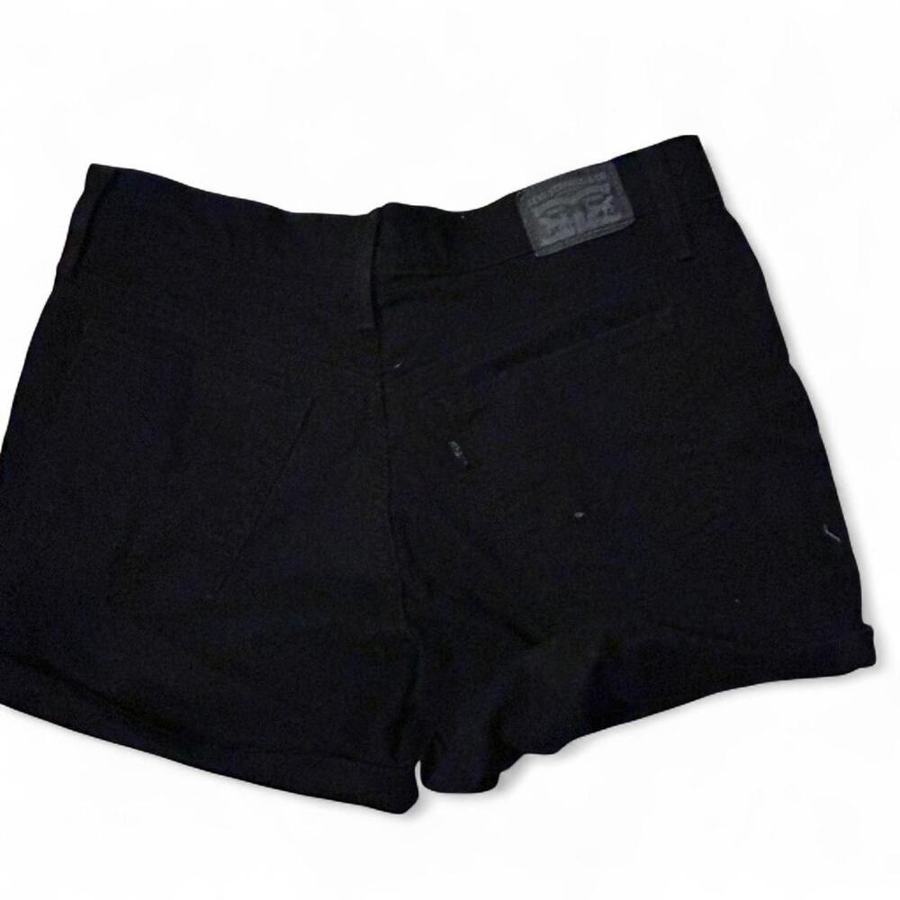 Levi black label size 30 Women's denim shorts EUC